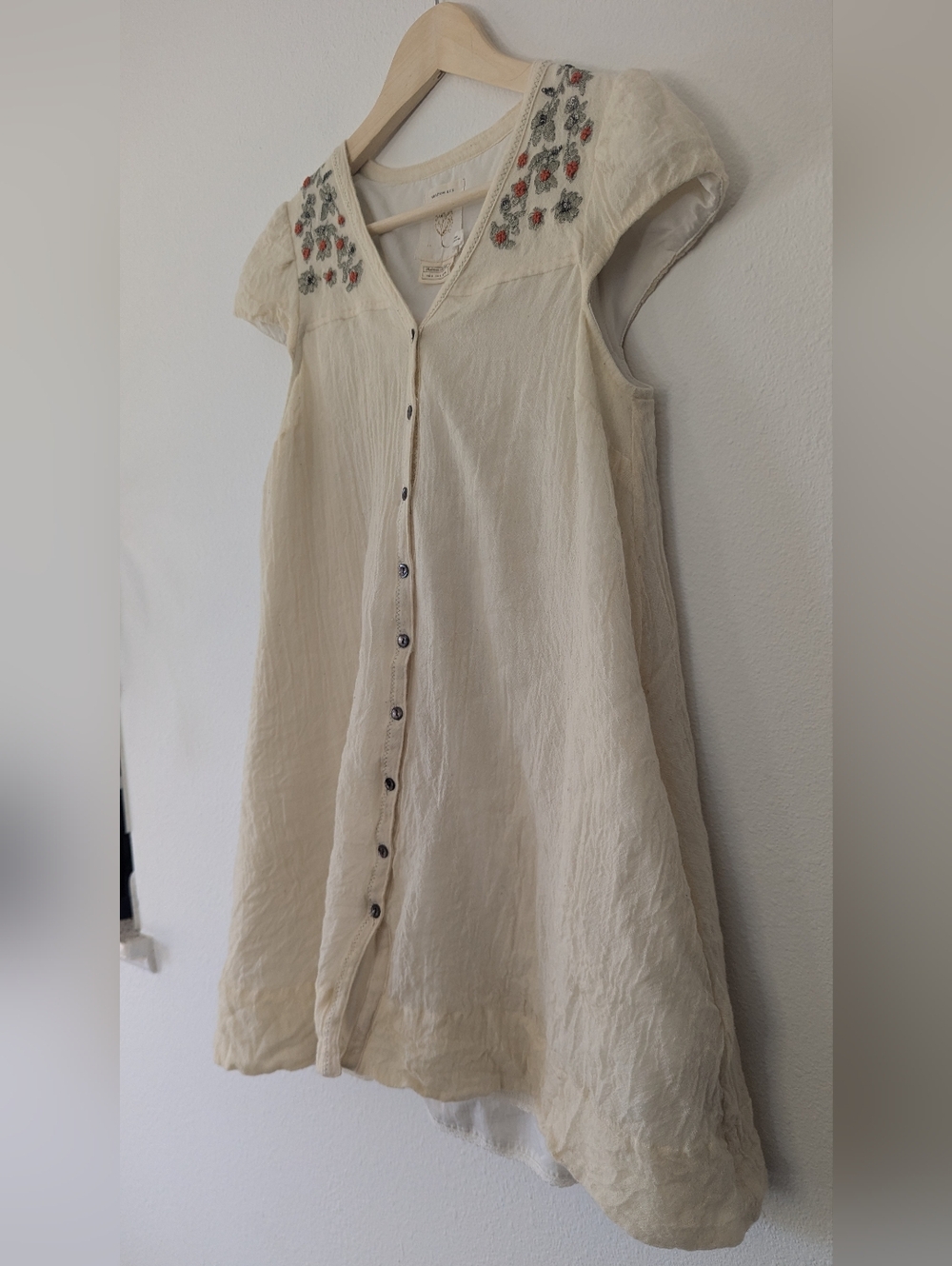 Meadow Rue Cream Embroidered Button-Front Dress - Picture 7 of 12
